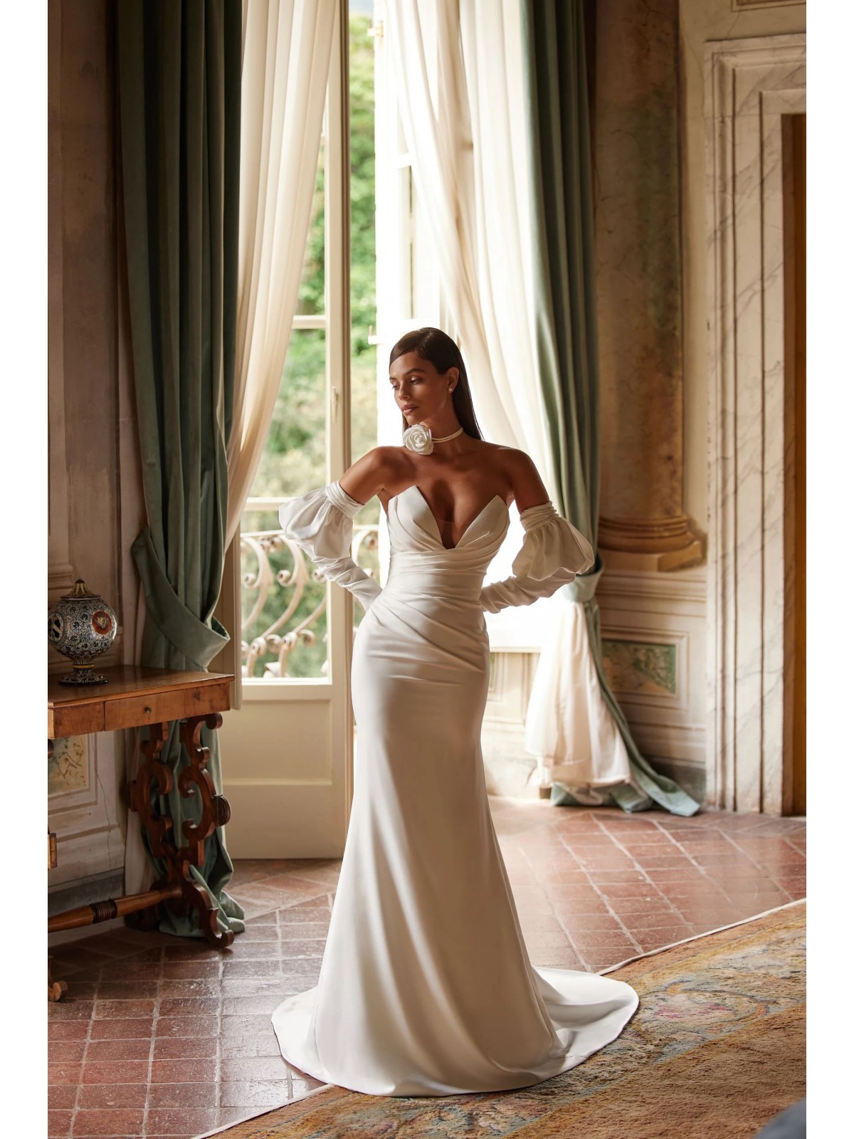 Luxury Wedding Dress - Mermaid V-neck and Decorated with Diagonal Pleats - Charism - LIDA-01345.00.00